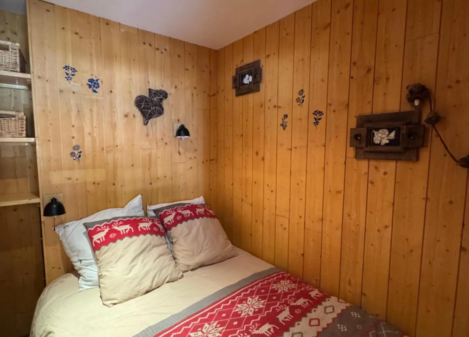 Praloup Bel Appartement Style Chalet Uvernet-Fours Апартаменты